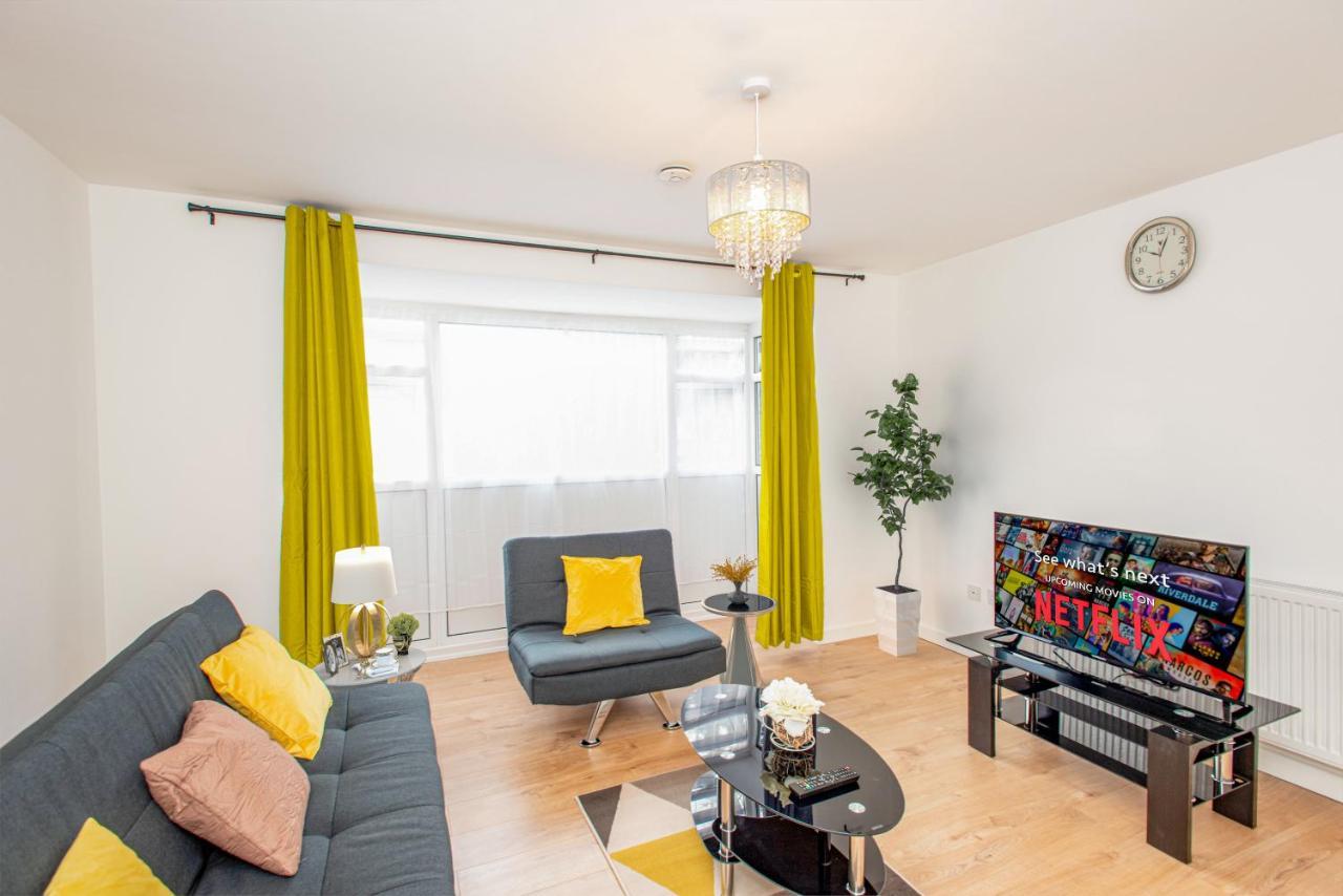 Stunning Four Bedroom House Close To Excel, O2 & Central London With Free Parking Kültér fotó