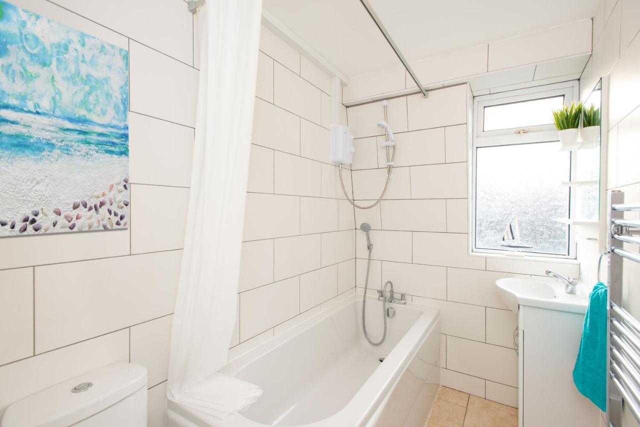 Stunning Four Bedroom House Close To Excel, O2 & Central London With Free Parking Kültér fotó